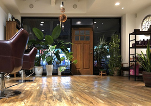 EGAMI HAIRで癒しのサロンタイムを